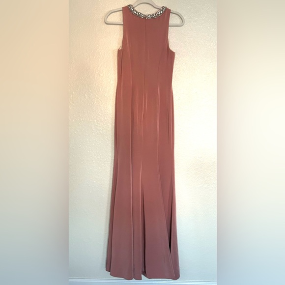 NWOT MAC DUGGAL EMBELLISHED NECK TRUMPET GOWN Sz. 2 - Picture 6 of 10